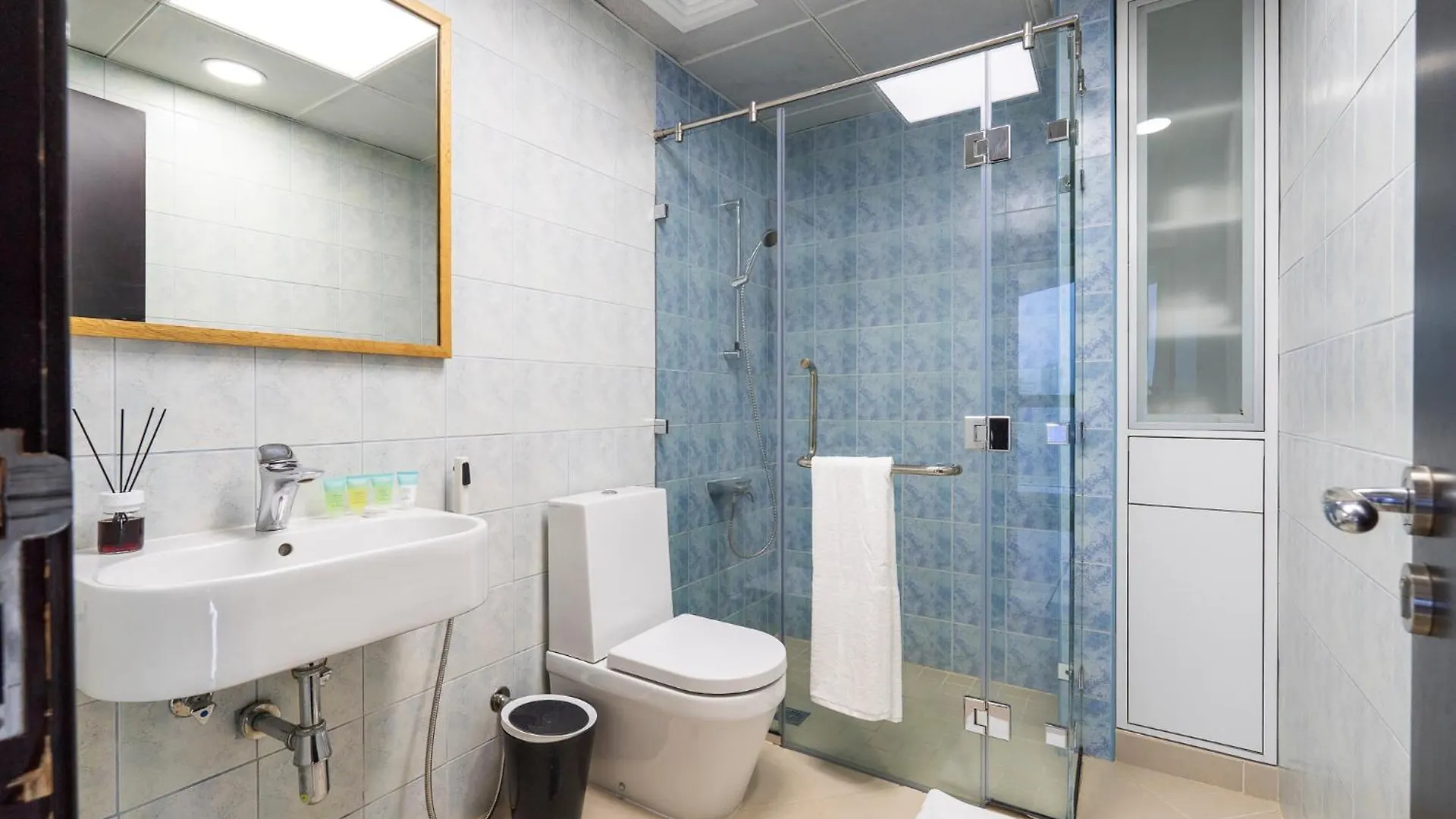 Apartment The Iconic Luxury 4Br Penthouse Near To Jumeirah Beach And Infront Of Dmcc Metro Station Dubai United Arab Emirates