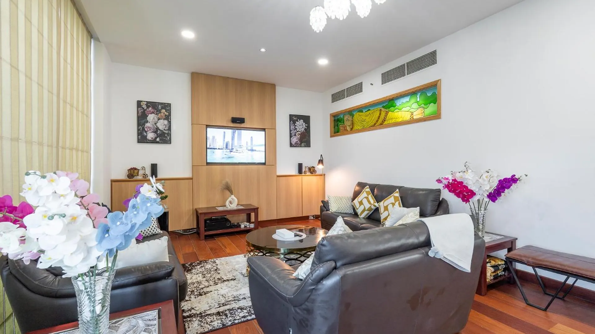 The Iconic Luxury 4Br Penthouse Near To Jumeirah Beach And Infront Of Dmcc Metro Station Dubai Apartment