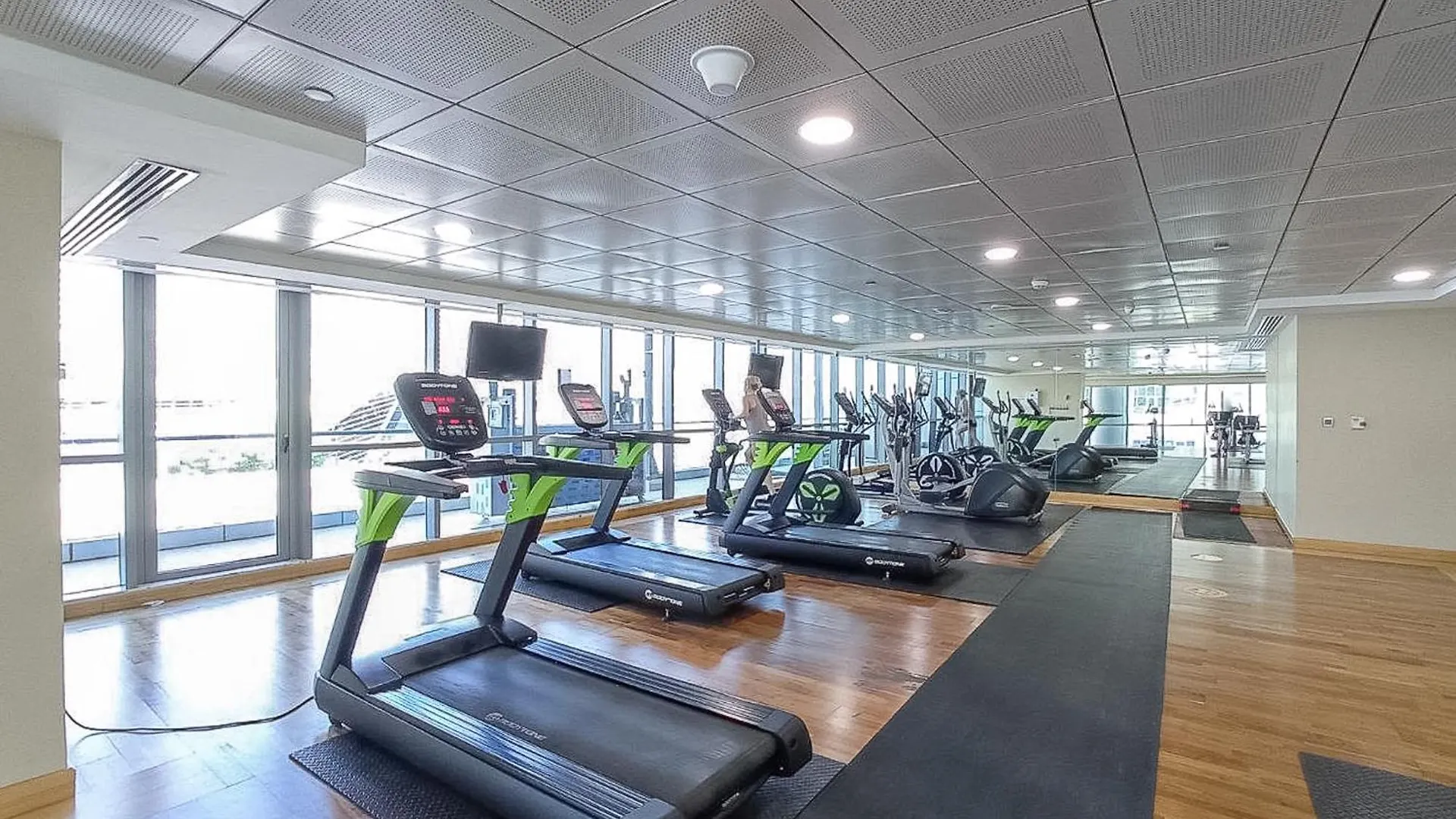 The Iconic Luxury 4Br Penthouse Near To Jumeirah Beach And Infront Of Dmcc Metro Station Dubai Förenade Arabemiraten